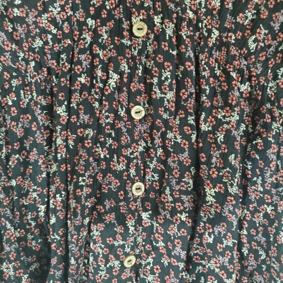 SUGARFOX Woman's Floral Top Size 2X - Picture 4 of 9